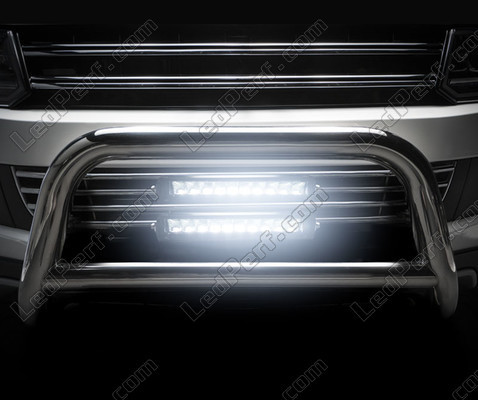 Primo piano Barra LED Osram LEDriving® LIGHTBAR FX250-SP illuminazione