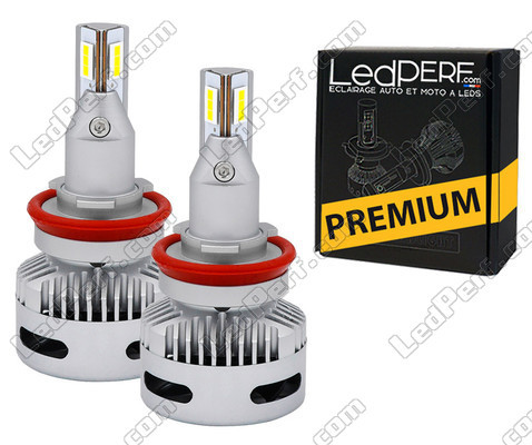 Lampadine a LED H10 per auto con fari lenticolari.