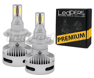 Lampadine a LED H7 per auto con fari lenticolari.