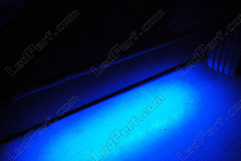 Sottoscocca Banda a LED blu stagna impermeabile 30cm