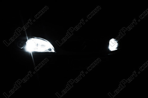 lampadina LED H6W Supreme BAX9S Senza errore OBD - Anti errore OBD bianca freddo 6500K