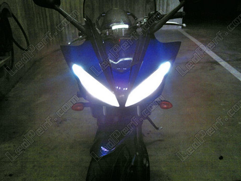 LED fari Yamaha Fazer FZ6