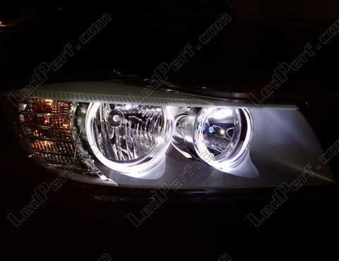 LED angel eyes Serie 3 E90 E91 Phase 2 LCI senza Xenon