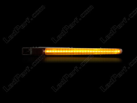 Illuminazione massima delle frecce laterali dinamiche a LED per BMW Serie 5 (F10 F11)