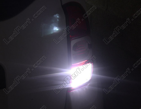 LED proiettore di retromarcia Dacia Duster