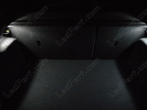 LED bagagliaio Ford Focus MK3