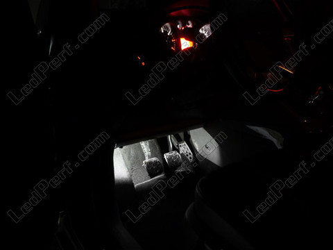 LED pavimento Ford Kuga 2