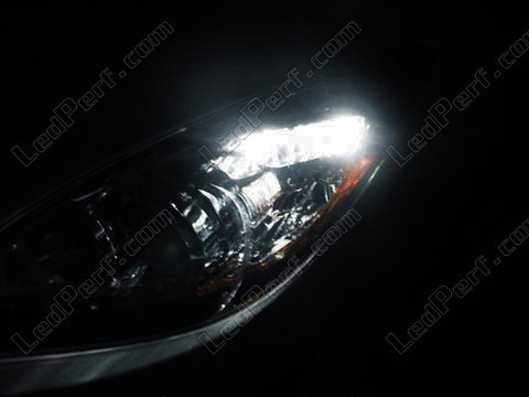 LED Indicatori di posizione bianca Xénon Mazda 3 phase 2