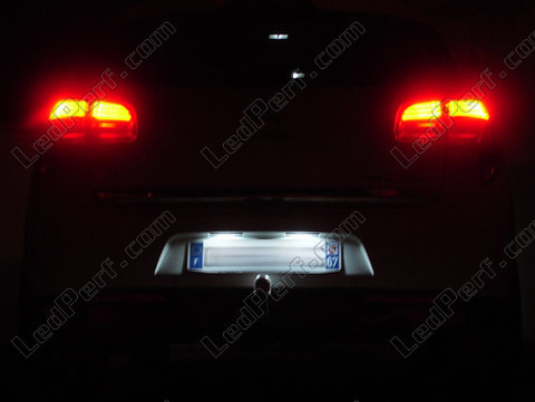 LED targa Mitsubishi ASX
