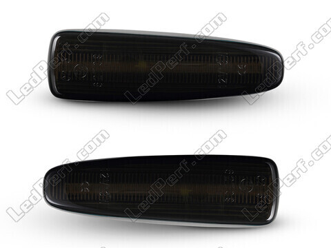 Vista frontale degli indicatori di direzione laterali dinamici a LED per Mitsubishi Outlander - Colore nero fumé