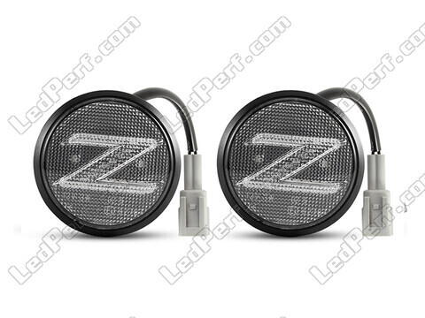 Vista frontale degli indicatori di direzione laterali sequenziali a LED per Nissan 370Z - Colore trasparente