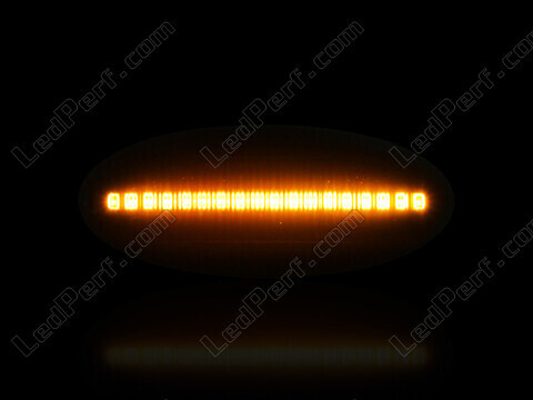 Illuminazione massima delle frecce laterali dinamiche a LED per Nissan Note (2009 - 2013)