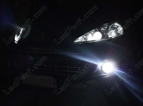 LED fari Peugeot 207