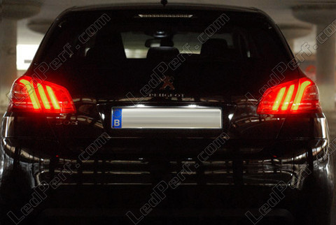 LED targa Peugeot 308 II