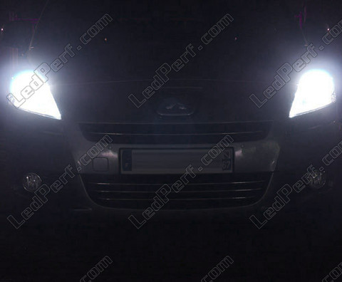 LED Anabbaglianti Peugeot 5008