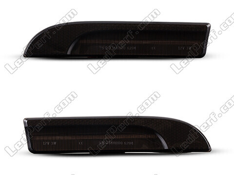 Vista frontale degli indicatori di direzione laterali dinamici a LED per Porsche Panamera - Colore nero fumé