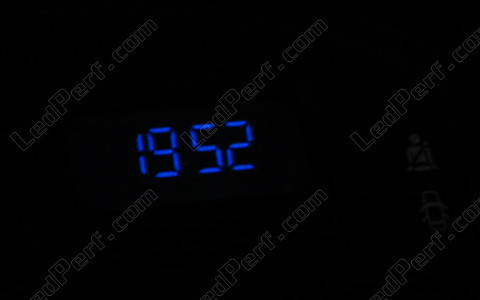 LED Orologio blu clio 2 phase 1 (2.1)