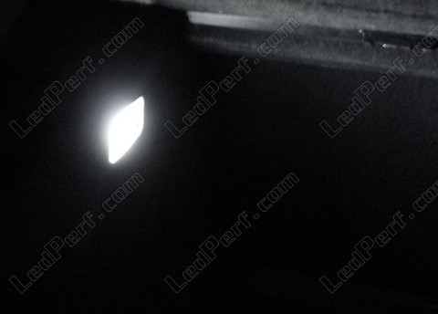 LED bagagliaio Toyota Avensis