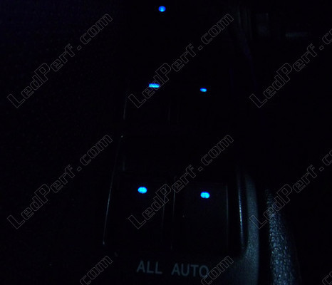 LED alzafinestrini Toyota Avensis
