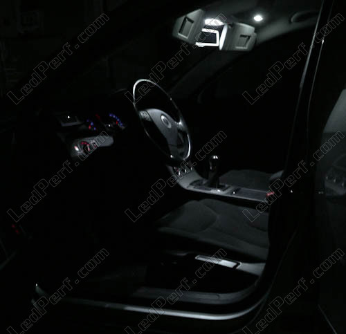 KIT LED INTERNI VW PASSAT b6 PLAFONIERA ANTERIORE+POSTERIORE+BAGAGLIAIO 6000K 