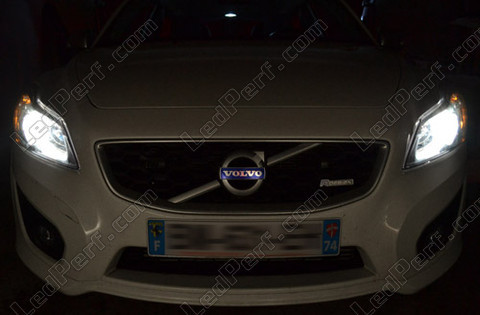 lampadina Xenon effetto Anabbaglianti Volvo C30 LED