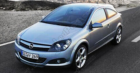 Automobile Opel Astra H (2004 - 2009)