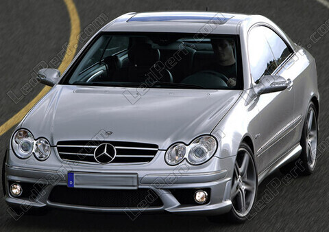 Automobile Mercedes CLK (W209) (2002 - 2010)