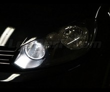 Kit luci di marcia diurna e abbaglianti H15 effetto Xenon per Volkswagen Sportsvan