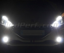 Kit lampadine fari effetto Xenon per Peugeot 208