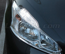 Kit luci di posizione e luci di marcia diurna a LED (bianca Xenon) per Peugeot 208 (senza Xenon orig