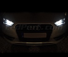 Kit luci di posizione a led (bianca Xenon) per Audi A3 8V