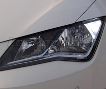 Kit luci di marcia diurna a LED (bianca Xenon) per Seat Leon 3 (5F)